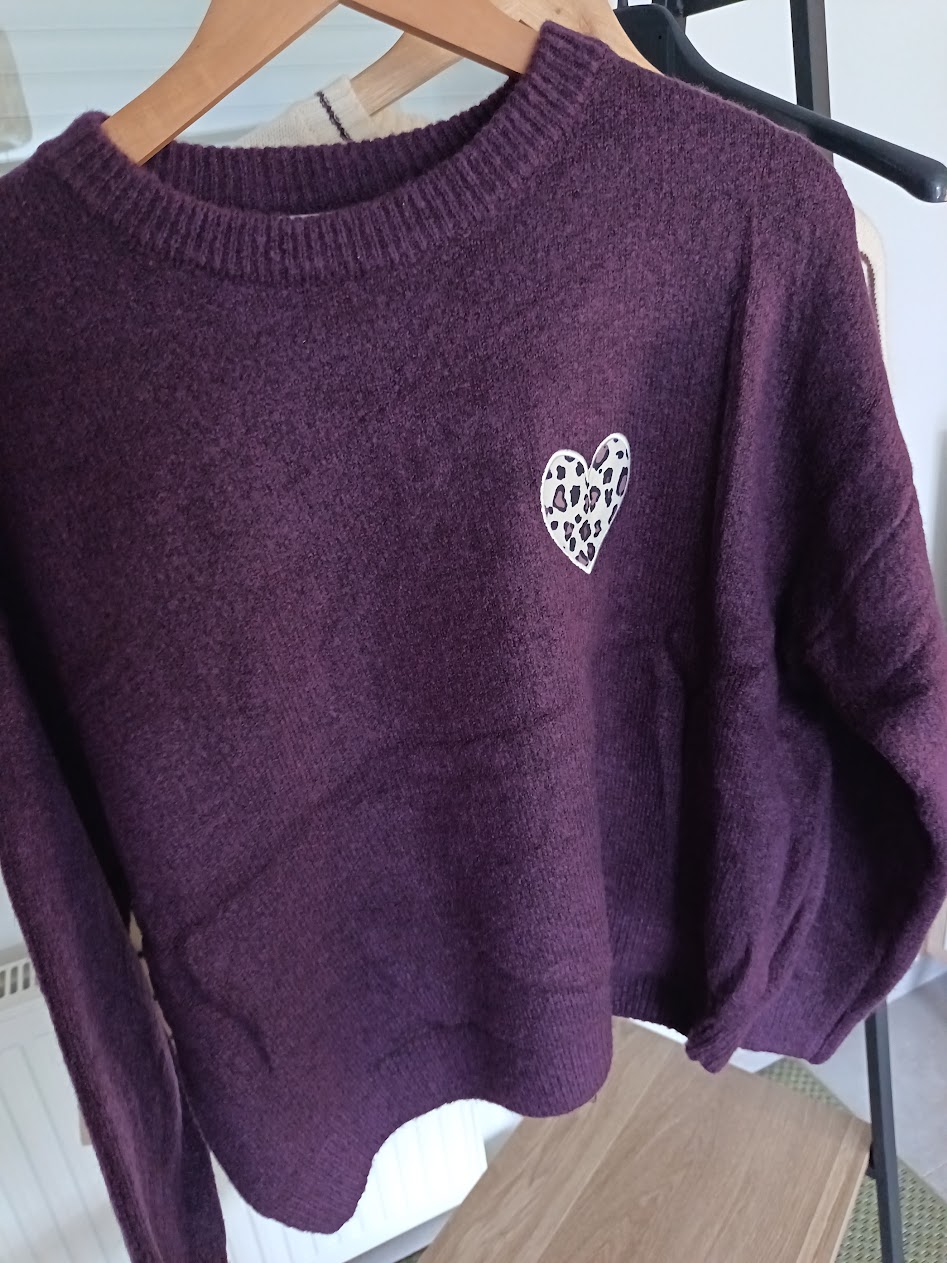 🧶 Pull Rock Love Peace – Violet prune